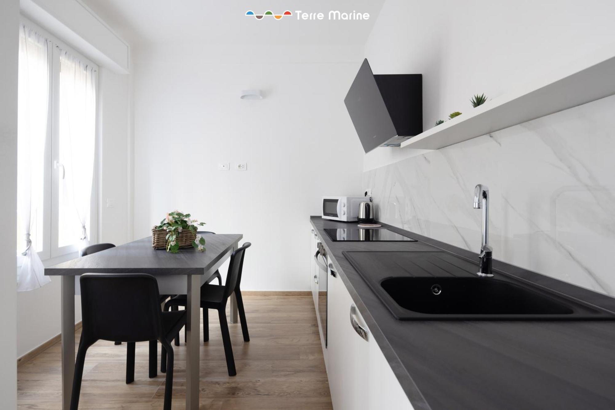 Midtown, Terre Marine La Spezia